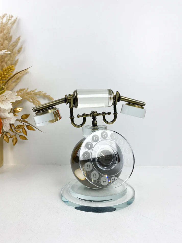 Téléphone vintage en cristal